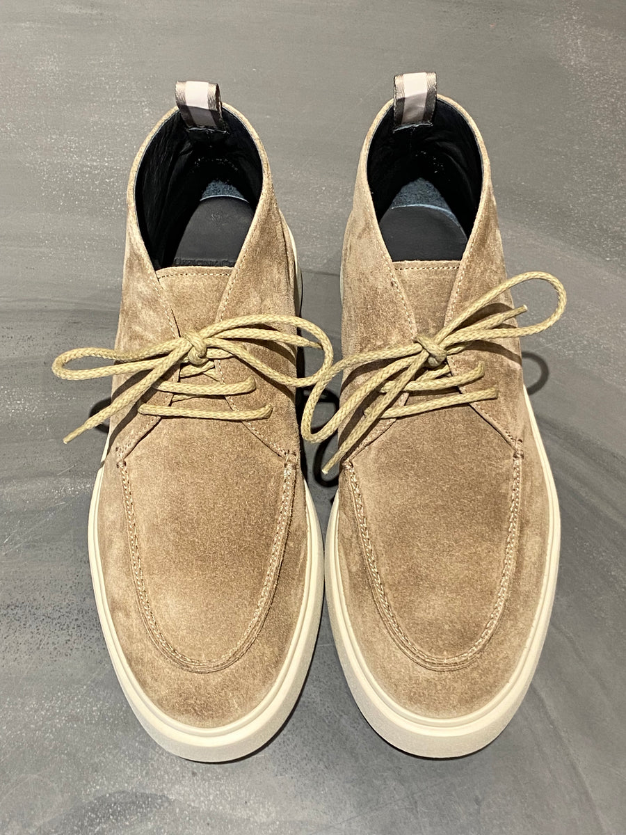OFFICINE CREATIVE FRAME/002 CHUKKA BOOT SUEDE TAUPE – Daniele