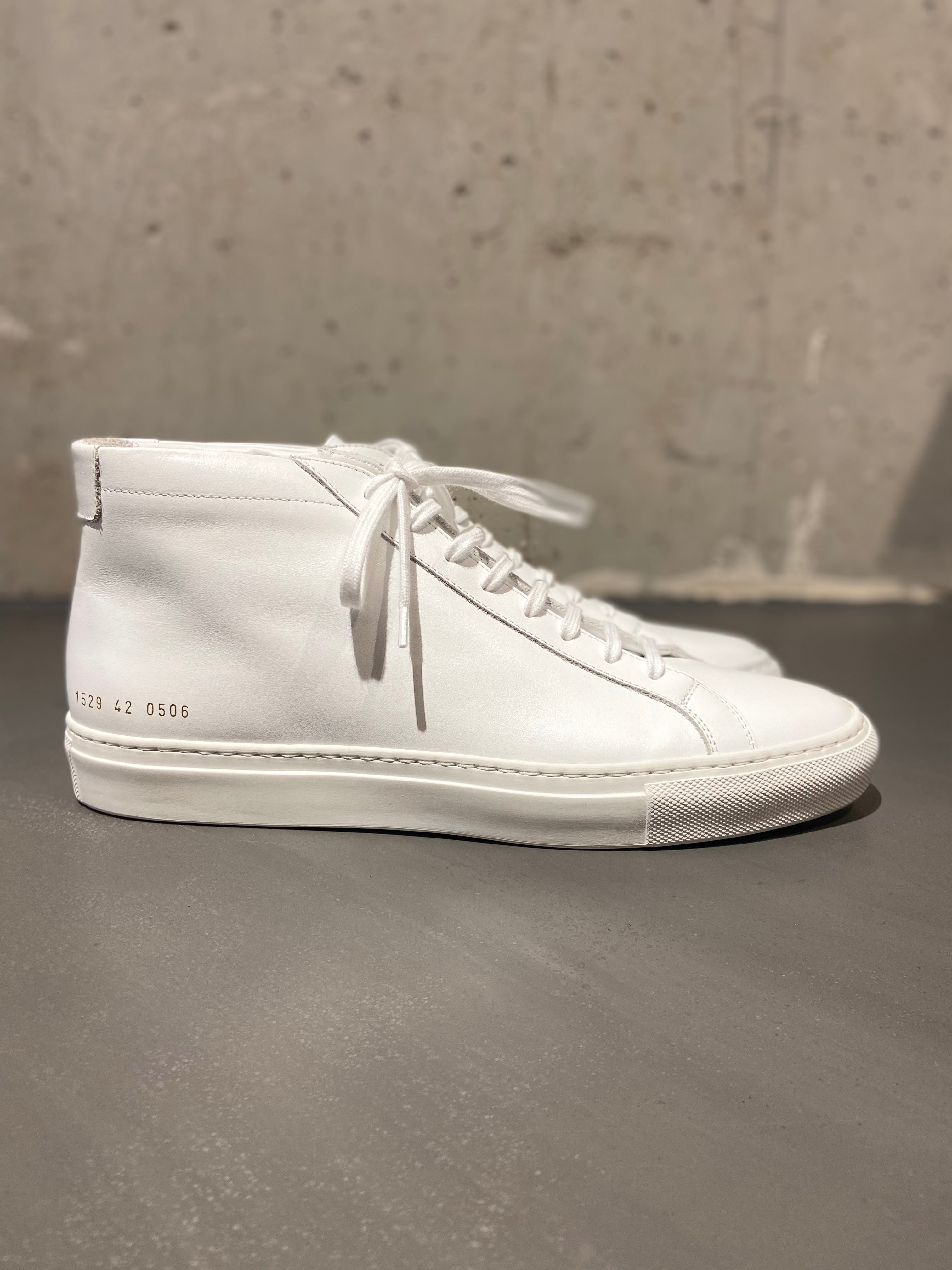 Common projects achilles mid sneakers on sale