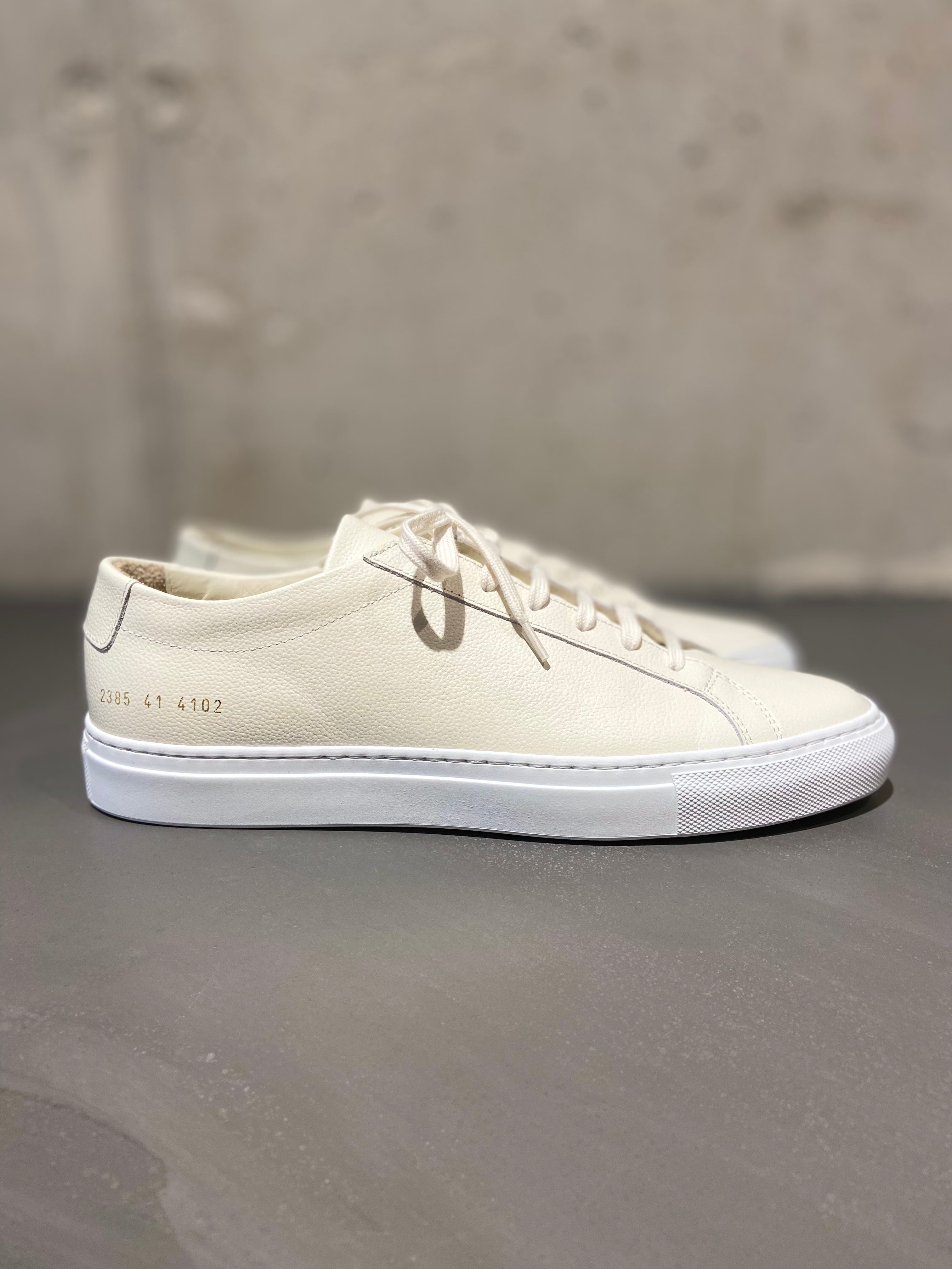 COMMON PROJECTS 2385 ACHILLES CONTRAST SOLE OFF