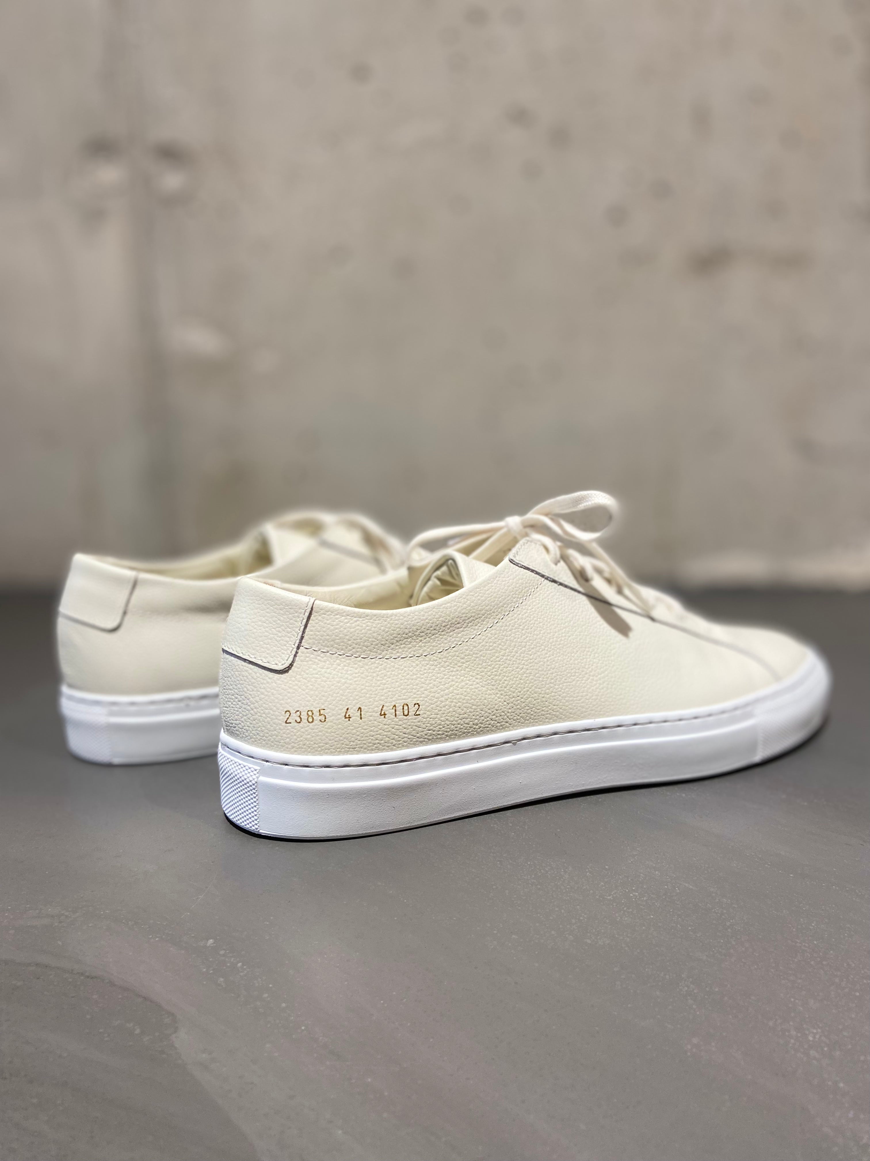 COMMON PROJECTS 2385 ACHILLES CONTRAST SOLE OFF WHITE